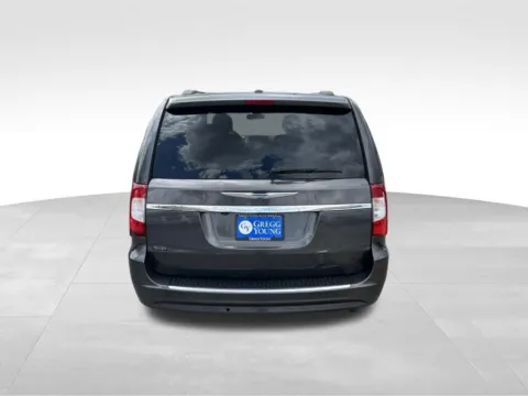 More photos of 2015 Chrysler Town & Country Touring-L at Gregg Young Chevrolet of Omaha, NE