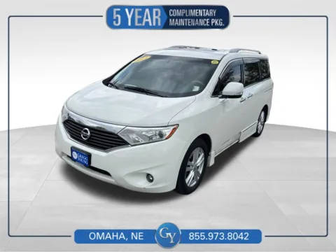 White 2011 Nissan Quest 3.5 LE for sale in Omaha, NE