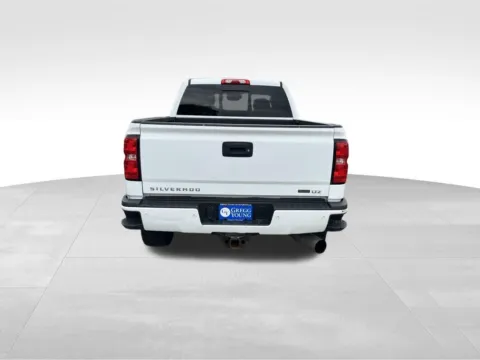 More photos of 2018 Chevrolet Silverado 2500HD LTZ at Gregg Young Chevrolet of Omaha, NE