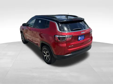 More photos of 2025 Jeep Compass Limited at Gregg Young Chevrolet of Omaha, NE