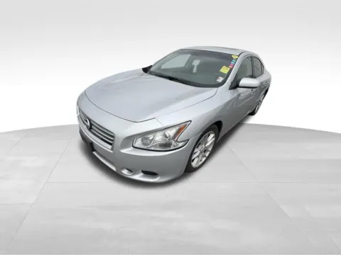More photos of 2014 Nissan Maxima 3.5 S at Gregg Young Chevrolet of Omaha, NE
