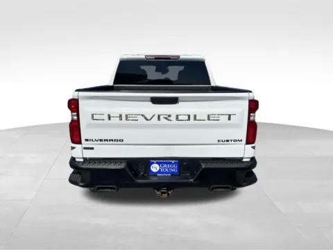 More photos of 2021 Chevrolet Silverado 1500 Custom Trail Boss at Gregg Young Chevrolet of Omaha, NE