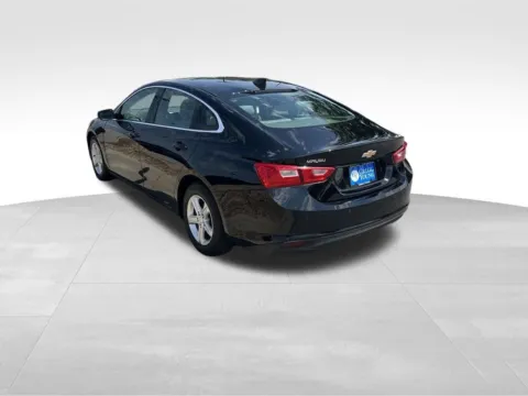 More photos of 2021 Chevrolet Malibu LS at Gregg Young Chevrolet of Omaha, NE
