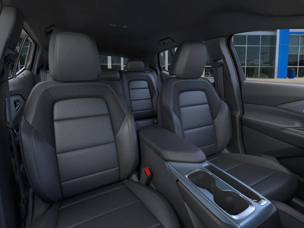 2026 Chevrolet Equinox EV 1LT photo 3