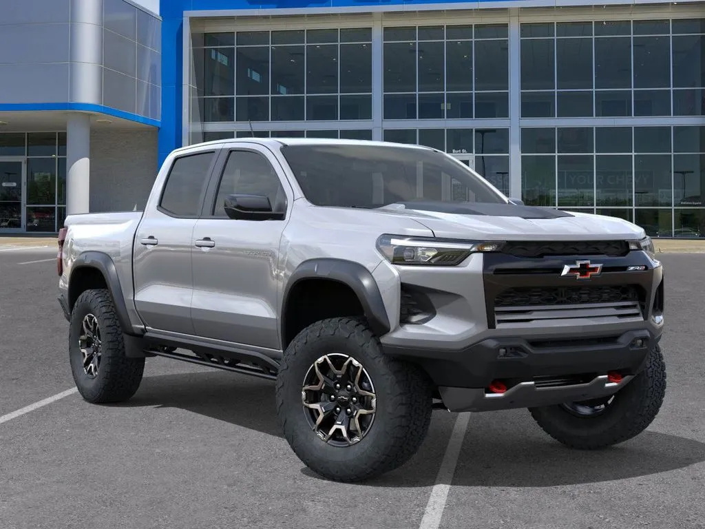 2026 Chevrolet Colorado ZR2 photo 3