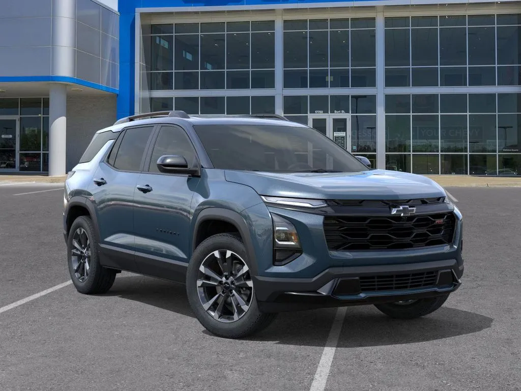 2026 Chevrolet Equinox RS photo 2