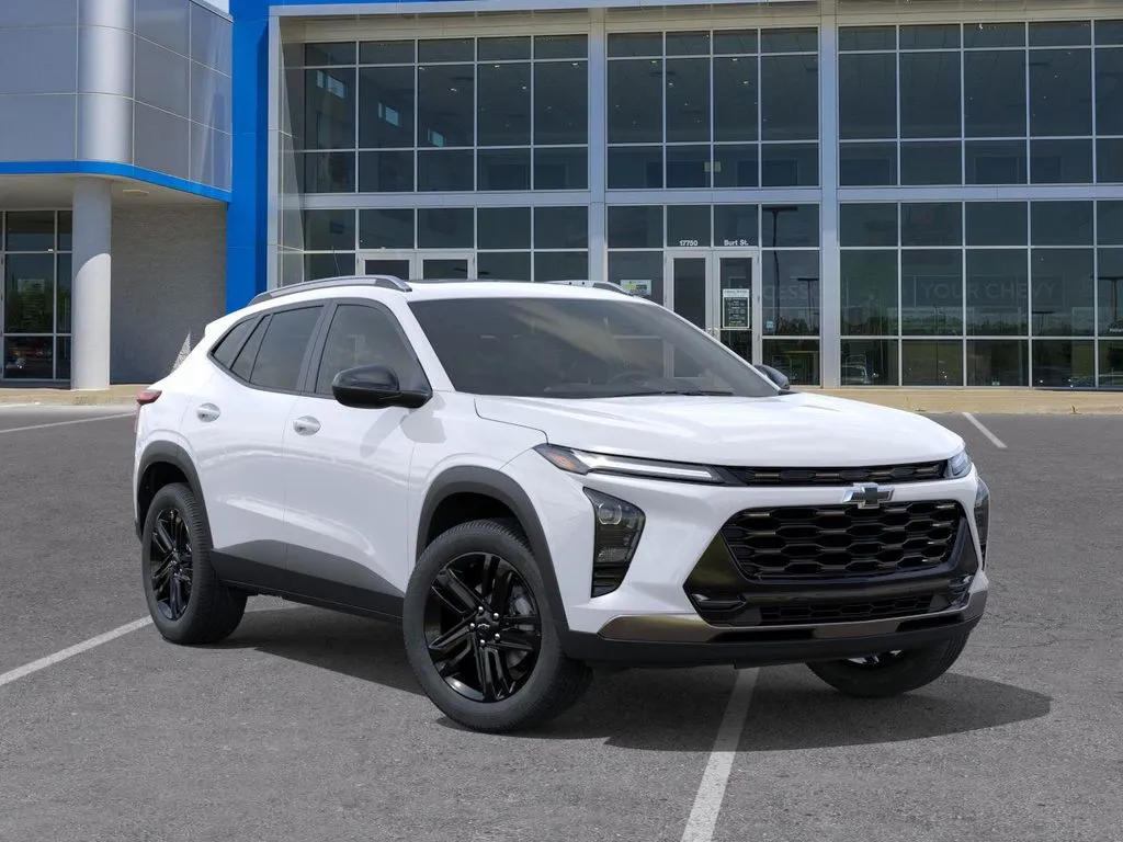 2026 Chevrolet Trax ACTIV photo 2