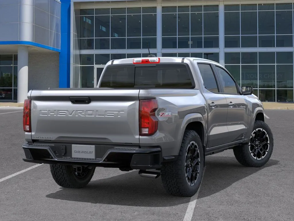2026 Chevrolet Colorado Z71 photo 2