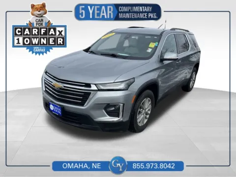 Gray 2023 Chevrolet Traverse LT for sale in Omaha, NE