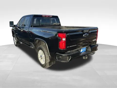 More photos of 2023 Chevrolet Silverado 2500HD High Country at Gregg Young Chevrolet - Omaha, NE