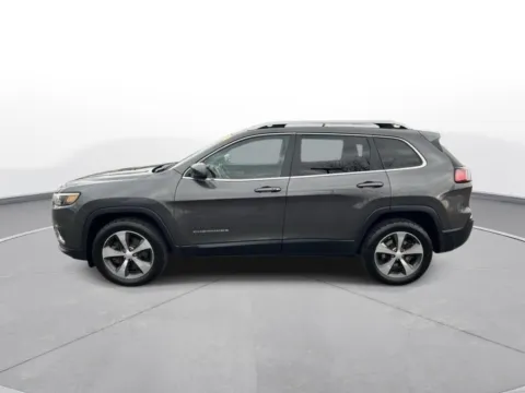 Another view of 2019 Jeep Cherokee Limited for sale in Omaha, NE at Gregg Young Chevrolet - Omaha