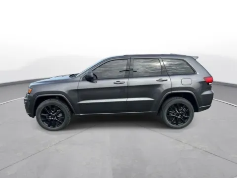 Another view of 2018 Jeep Grand Cherokee Altitude for sale in Omaha, NE at Gregg Young Chevrolet - Omaha