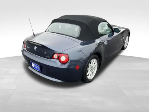 More photos of 2005 BMW Z4 2.5i at Gregg Young Chevrolet - Omaha, NE