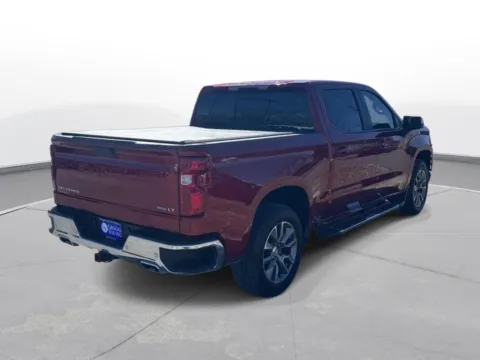 More photos of 2021 Chevrolet Silverado 1500 LT at Gregg Young Chevrolet - Omaha, NE