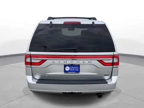 More photos of 2017 Lincoln Navigator Select at Gregg Young Chevrolet - Omaha, NE