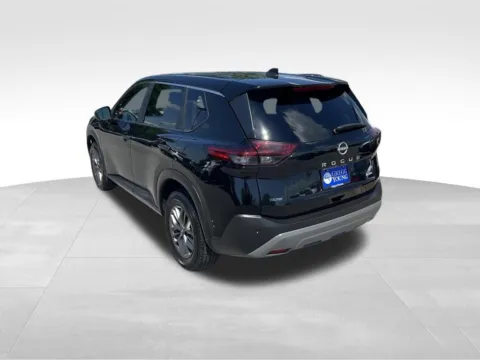 More photos of 2023 Nissan Rogue S at Gregg Young Chevrolet of Omaha, NE