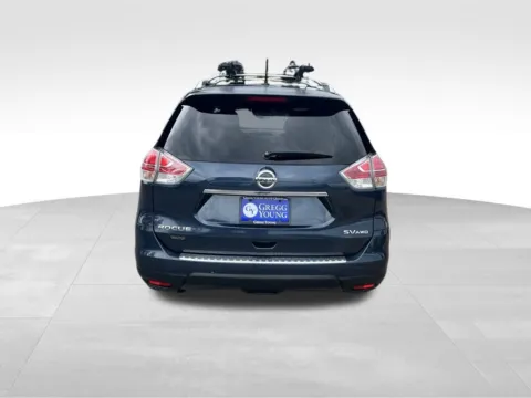 More photos of 2015 Nissan Rogue SV at Gregg Young Chevrolet of Omaha, NE