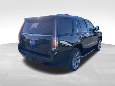 More photos of 2018 Cadillac Escalade Premium Luxury at Gregg Young Automotive of Atlantic - Chevrolet GMC, IA