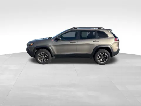 Another view of 2020 Jeep Cherokee Trailhawk for sale in Atlantic, IA at Gregg Young Automotive of Atlantic - Chevrolet GMC