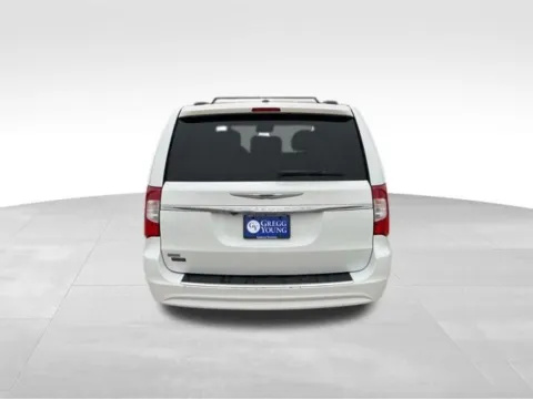 More photos of 2014 Chrysler Town & Country Touring at Gregg Young Automotive of Atlantic - Chevrolet GMC, IA