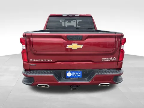 More photos of 2022 Chevrolet Silverado 1500 High Country at Gregg Young Chevrolet GMC Atlantic, IA