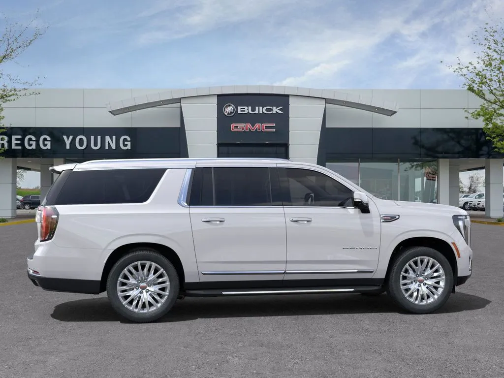 2025 Gmc Yukon XL Denali photo 2
