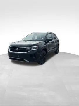 Photos of 2024 Volkswagen Taos 1.5T SE for sale in Indianola, IA at Gregg Young Buick GMC Indianola