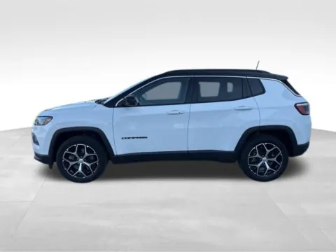 More photos of 2024 Jeep Compass Limited at Gregg Young Buick GMC Indianola, IA