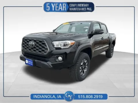 Black 2023 Toyota Tacoma for sale in Indianola, IA