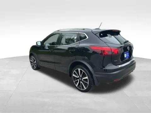 More photos of 2017 Nissan Rogue Sport SL at Gregg Young Buick GMC Indianola, IA