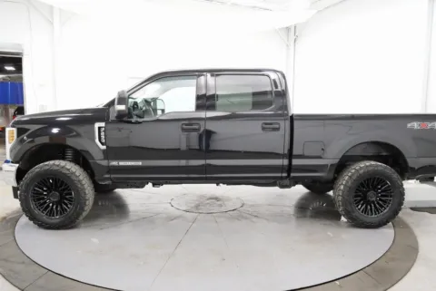 More photos of 2019 Ford F-250SD XLT at Chillicothe Truck, OH