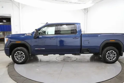 More photos of 2021 GMC Sierra 2500HD AT4 at Chillicothe Truck, OH