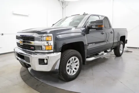 Another view of 2017 Chevrolet Silverado 2500HD LT for sale in Chillicothe, OH at Chillicothe Truck