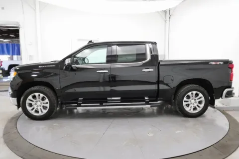 More photos of 2023 Chevrolet Silverado 1500 LTZ at Chillicothe Truck, OH