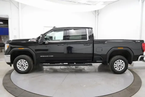 More photos of 2023 GMC Sierra 2500HD SLE at Chillicothe Truck, OH