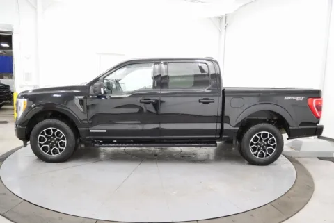 More photos of 2022 Ford F-150 XLT at Chillicothe Truck, OH