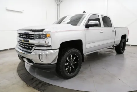 Another view of 2017 Chevrolet Silverado 1500 LTZ for sale in Chillicothe, OH at Chillicothe Truck