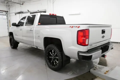 More photos of 2017 Chevrolet Silverado 1500 LTZ at Chillicothe Truck, OH