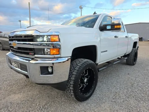 Another view of 2018 Chevrolet Silverado 2500HD LTZ for sale in Chillicothe, OH at Chillicothe Truck