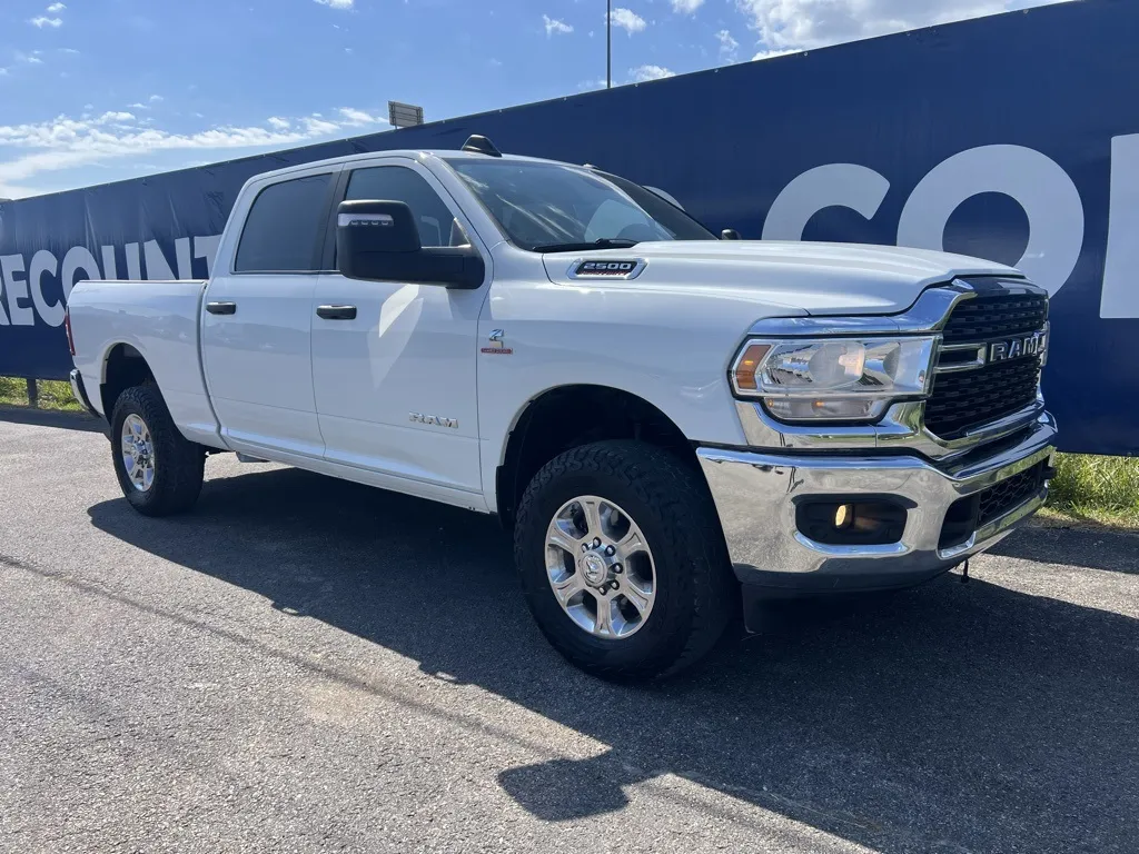 White 2024 Ram 2500 Big Horn for sale in Chillicothe, OH