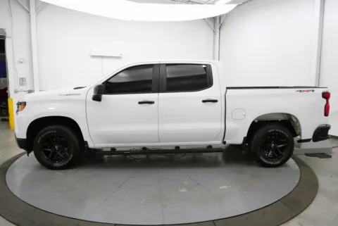 More photos of 2022 Chevrolet Silverado 1500 WT at Chillicothe Truck, OH