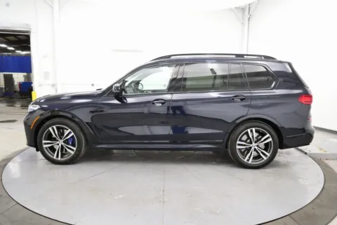 More photos of 2022 BMW X7 M50i at Chillicothe Truck, OH
