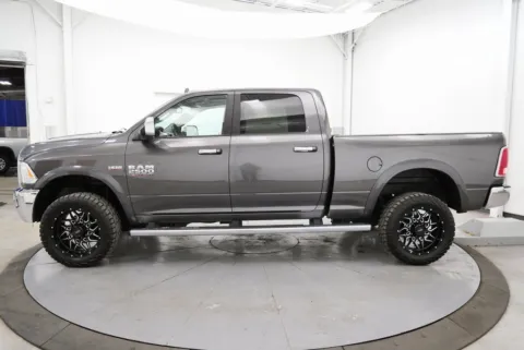 More photos of 2015 Ram 2500 Laramie at Chillicothe Truck, OH