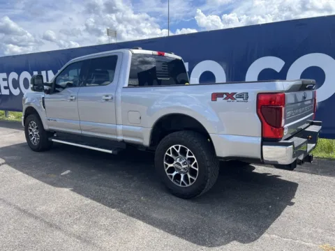 More photos of 2020 Ford F-350SD Lariat at Chillicothe Truck, OH