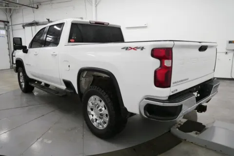 More photos of 2020 Chevrolet Silverado 2500HD LT at Chillicothe Truck, OH