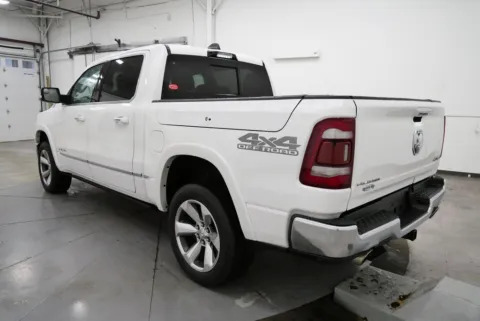 More photos of 2022 Ram 1500 Limited at Chillicothe Truck, OH