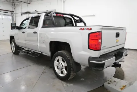More photos of 2019 Chevrolet Silverado 2500HD Work Truck at Chillicothe Truck, OH