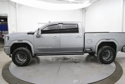 More photos of 2024 GMC Sierra 3500HD Denali Ultimate at Chillicothe Truck, OH