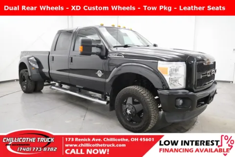 Black 2015 Ford F-350SD Lariat for sale in Chillicothe, OH