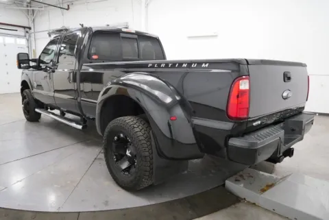 More photos of 2015 Ford F-350SD Lariat at Chillicothe Truck, OH